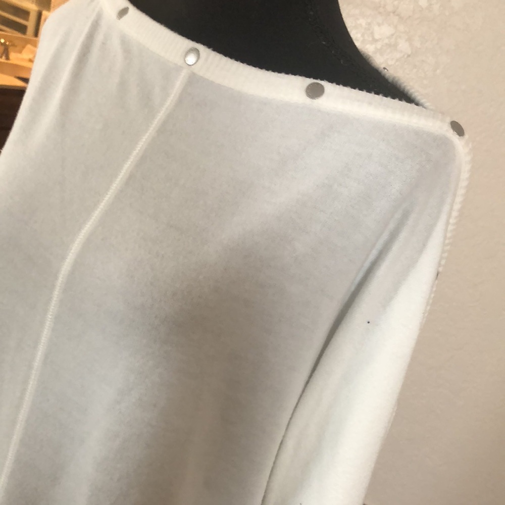 NWT Vince Camuto Button Shoulder Sweater Top. SzS - Picture 8 of 11